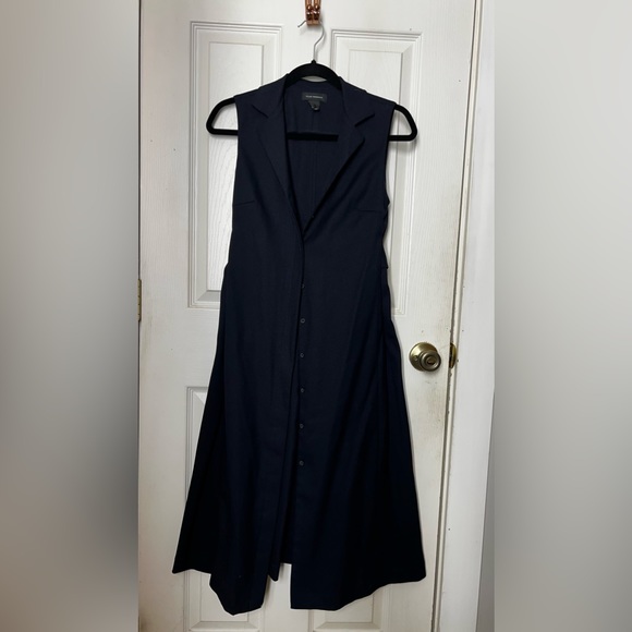 club monaco half belted dress Club Monaco Half Belted Dress in Navy, Size 0
